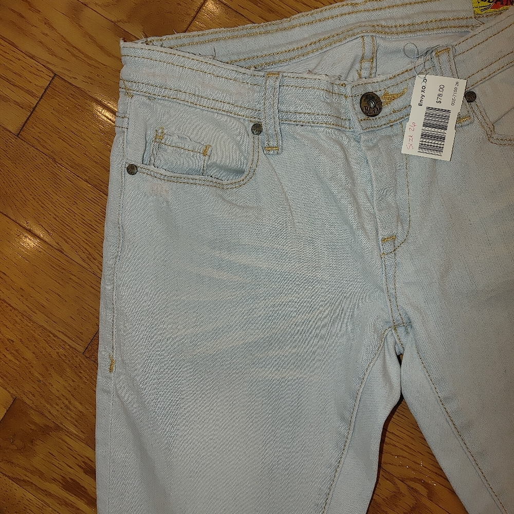 BLANK NYC INORGANIC CROP JEAN 26 - Picture 4 of 10